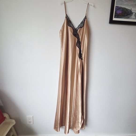 Frederick's Of Hollywood Medium Gold Satin Maxi Slip Dress Boudoir Chic Slinky - Picture 4 of 14
